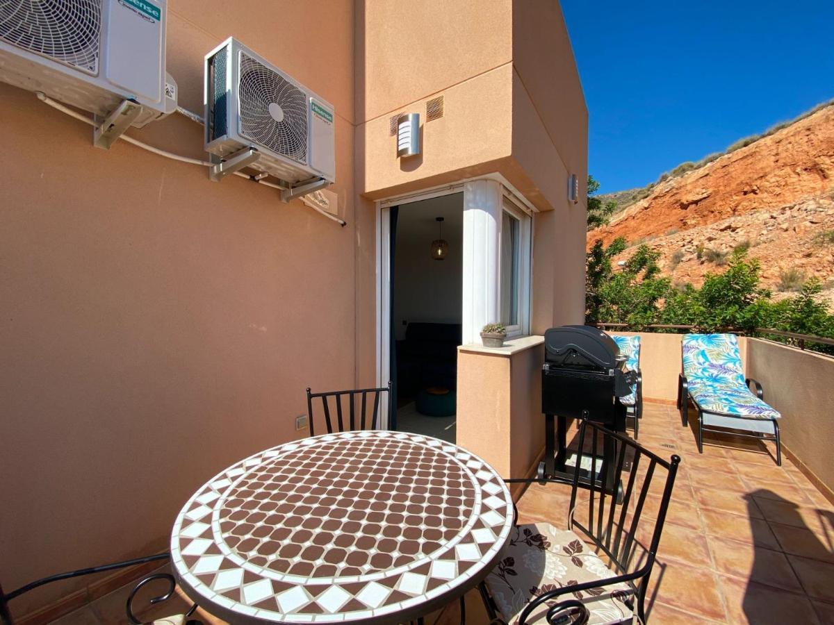 Mountain Nest Apartment Almeria Ngoại thất bức ảnh