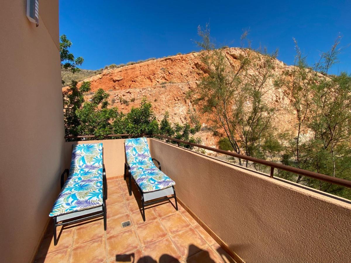 Mountain Nest Apartment Almeria Ngoại thất bức ảnh