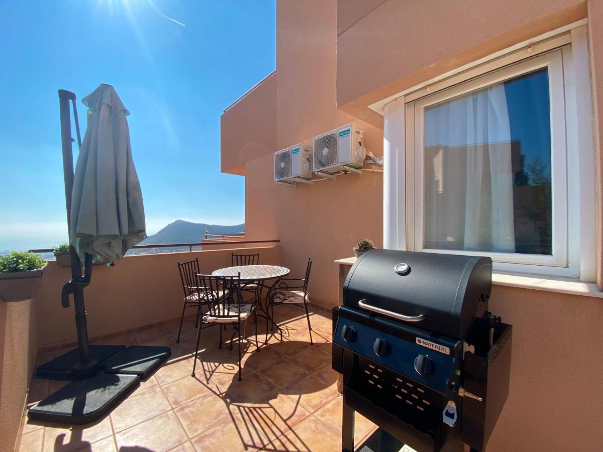 Mountain Nest Apartment Almeria Ngoại thất bức ảnh