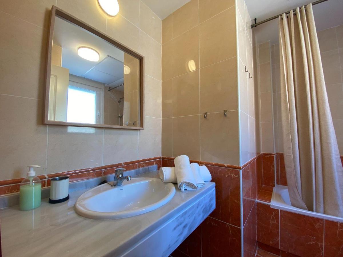 Mountain Nest Apartment Almeria Ngoại thất bức ảnh